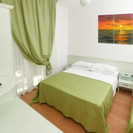 Hotel La Rosa 3*