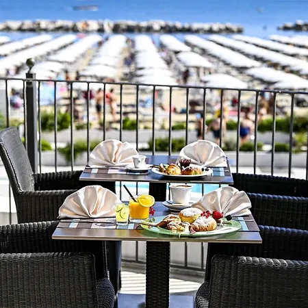 La Rosa 3* Cattolica