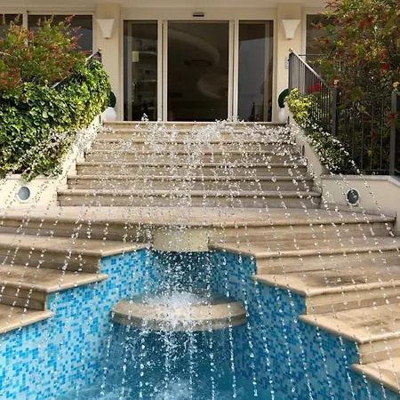 Hotel La Rosa 3*