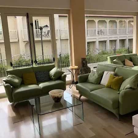 La Rosa Hotel 3*