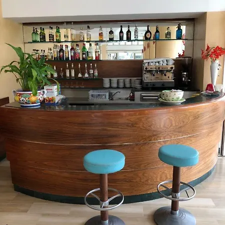 La Rosa Hotel