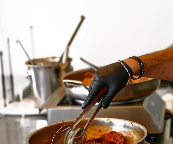 Ξενοδοχείο La Rosa 3*