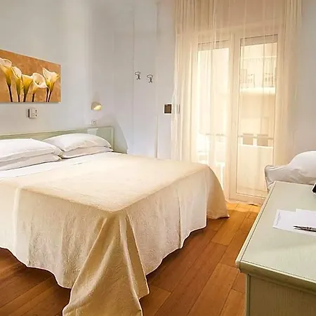 La Rosa Hotel Cattolica
