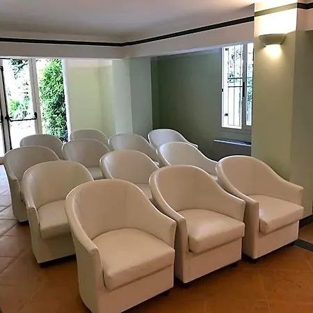 Hotel La Rosa 3*