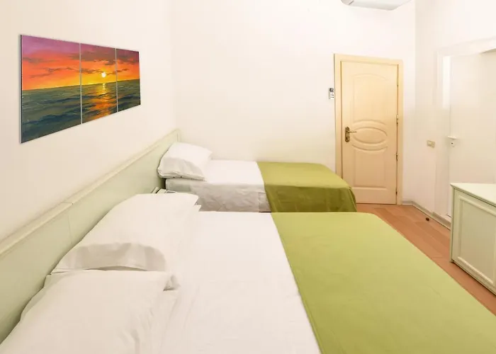 La Rosa 3* Κατόλικα